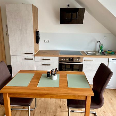 Stadtoase Geraeumige Gaestewohnungen Mit Balkon, Komfort, Modernitaet Und Ruhe, Fuer Monteure Geeignet, Free Wifi Frankenberg Εξωτερικό φωτογραφία