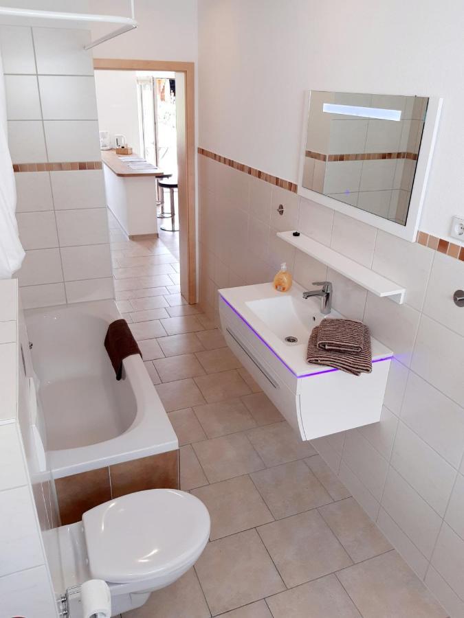 Stadtoase Geraeumige Gaestewohnungen Mit Balkon, Komfort, Modernitaet Und Ruhe, Fuer Monteure Geeignet, Free Wifi Frankenberg Εξωτερικό φωτογραφία